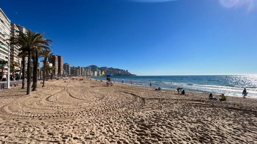 Commercial property de 347m² à Benidorm, Spain No. 536 № 22