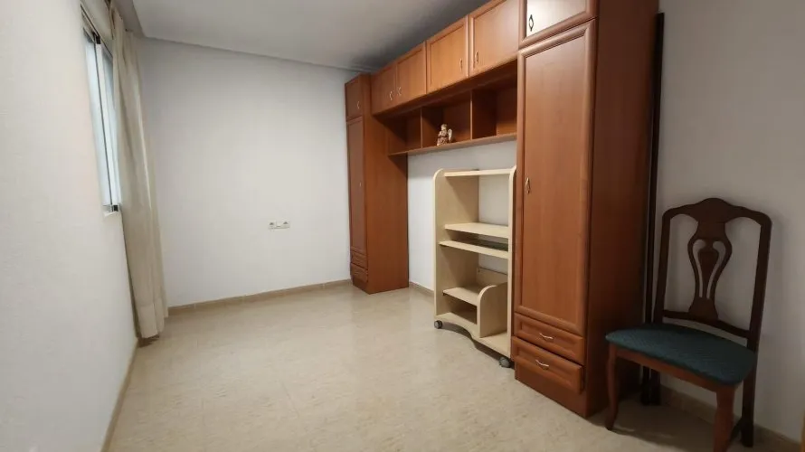 Apartment de 2 chambres à Torrevieja, Spain No. 2948