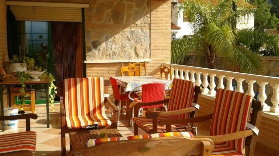 Villa de 480m² à Benidorm, Spain No. 688 № 1