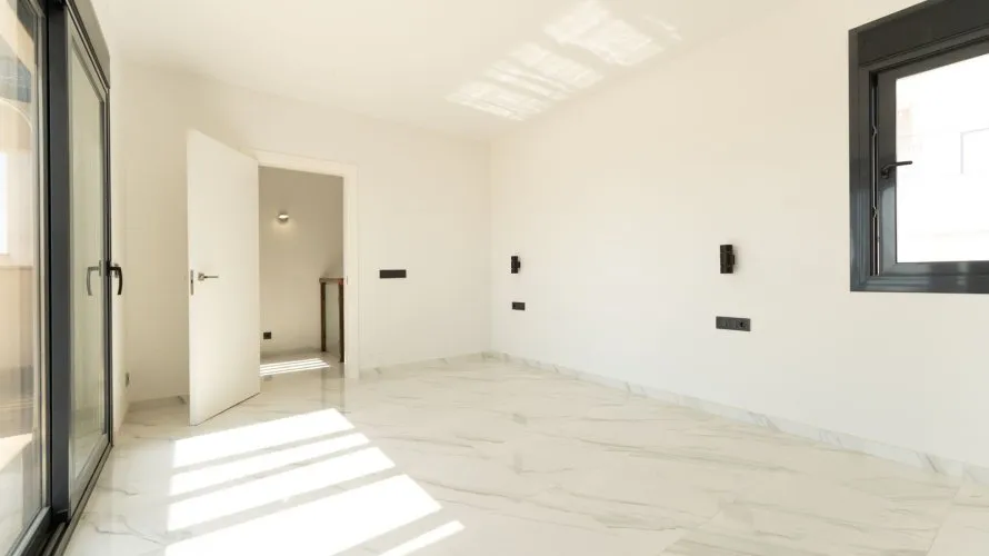 Villa de 210m² à San Miguel de Salinas, Spain No. 1580 № 15
