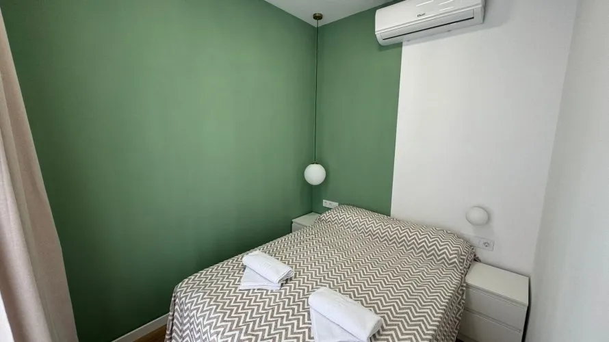 Commercial property de 9 chambres à Alicante, Spain No. 599 № 1