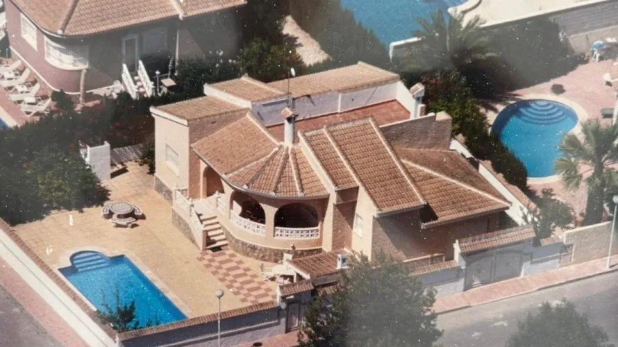 Villa de 3 chambres à Ciudad Quesada, Spain No. 857 № 1