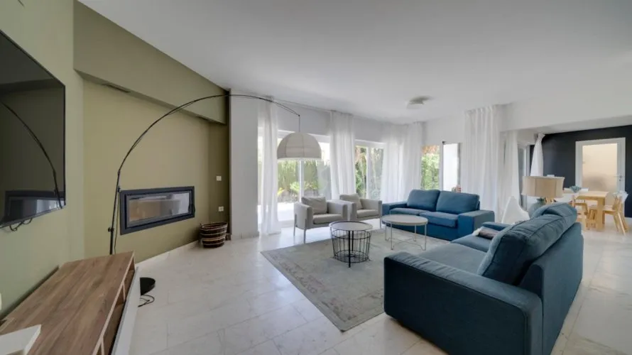 Villa de 4 chambres à Albir, Spain No. 561