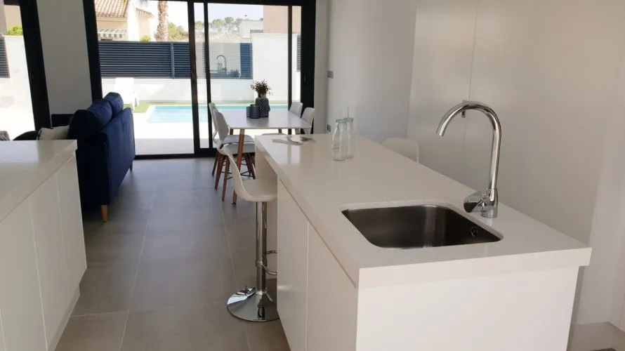 Villa de 3 chambres à Pinar De Campoverde, Spain No. 358 № 4