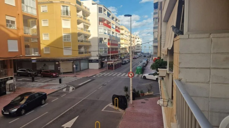 Apartment de 3 chambres à Torrevieja, Spain No. 250 № 28