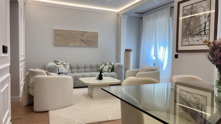 Apartment de 2 chambres à Madrid, Spain No. 1090 № 2
