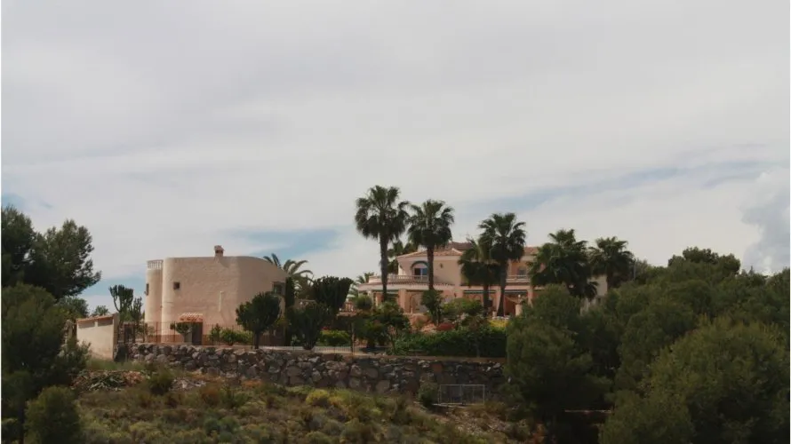 Villa de 5 chambres à L'Alfàs del Pi, Spain No. 493 № 9