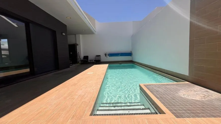Apartment de 3 chambres à La Zenia, Spain No. 1410