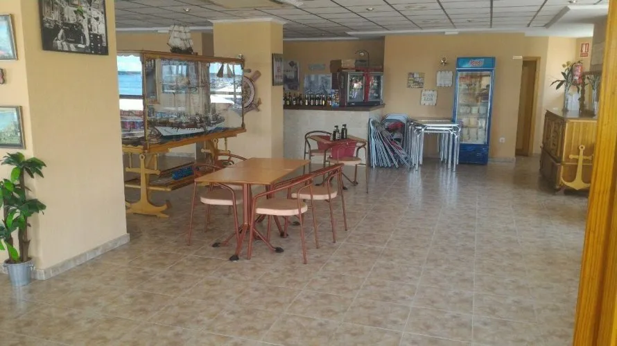 Commercial property de 400m² à Torrevieja, Spain No. 584 № 8