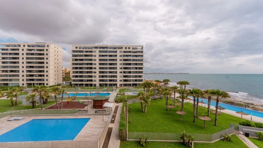 Apartment de 98m² à Torrevieja, Spain No. 1562 № 2