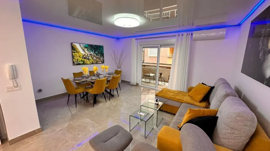 Apartment de 3 chambres à Torrevieja, Spain No. 453