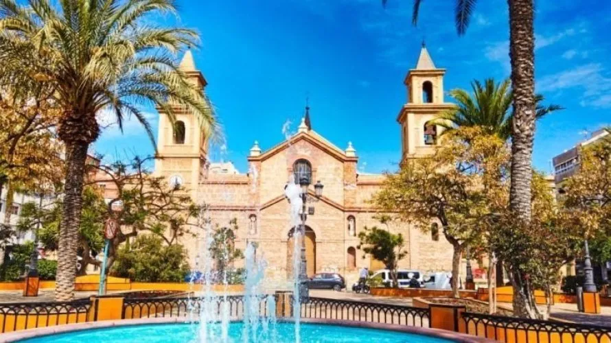 Villa de 3 chambres à Torrevieja, Spain No. 422 № 14