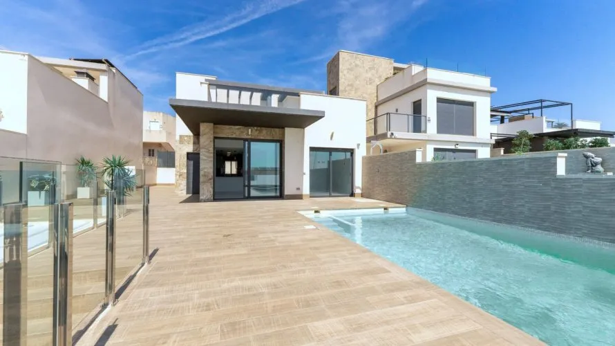 Villa de 210m² à San Miguel de Salinas, Spain No. 1580 № 2