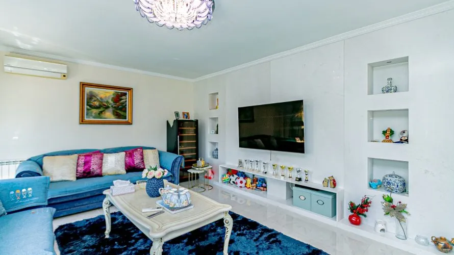 Villa de 185m² à Castilblanco de los Arroyos, Spain No. 1233 № 10