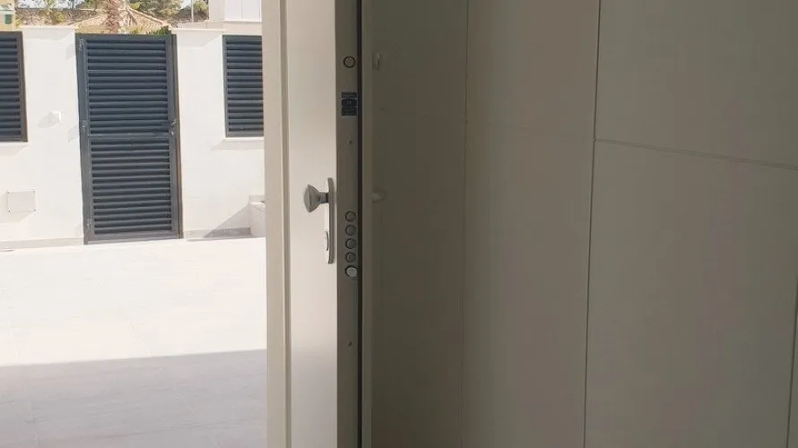 Villa de 3 chambres à Pinar De Campoverde, Spain No. 358 № 3