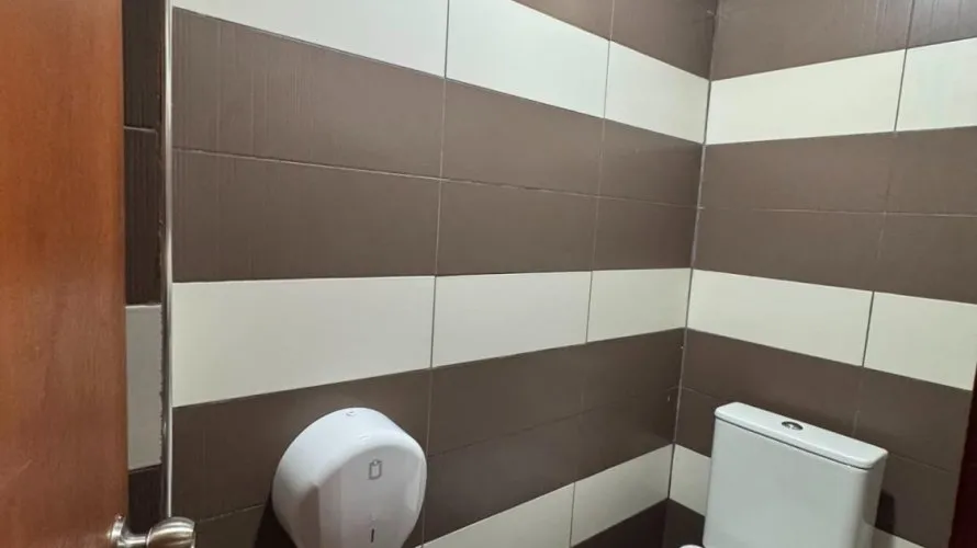 Commercial property de 145m² à Torrevieja, Spain No. 1510 № 11