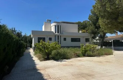 Villa de 5 chambres à San Vicente del Raspeig, Spain No. 1164
