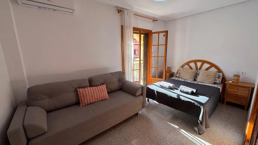 Apartment de 1 chambre à Torrevieja, Spain No. 1492 № 2