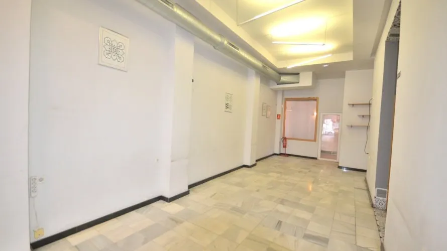 Commercial property de 200m² à Torrevieja, Spain No. 1409 № 16