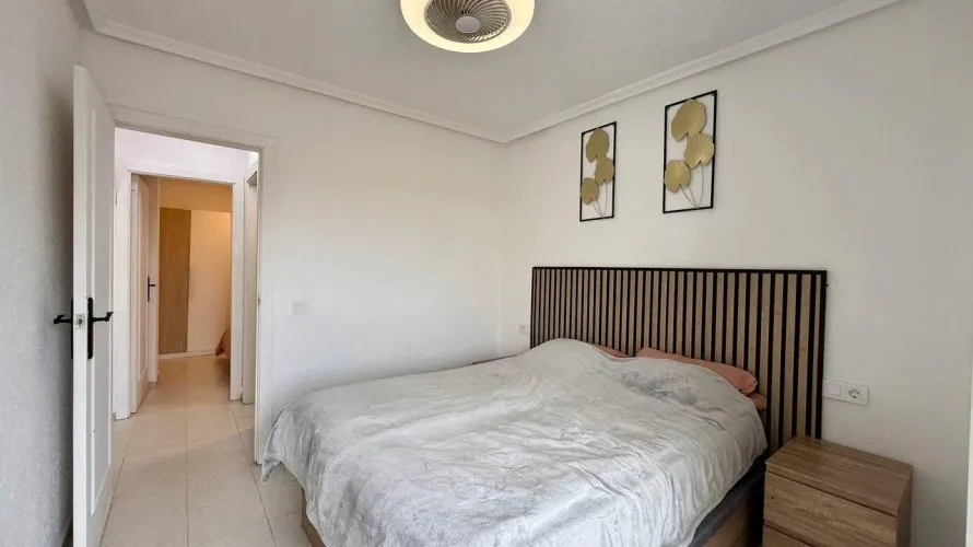 Apartment de 2 chambres à Torrevieja, Spain No. 2785 № 15