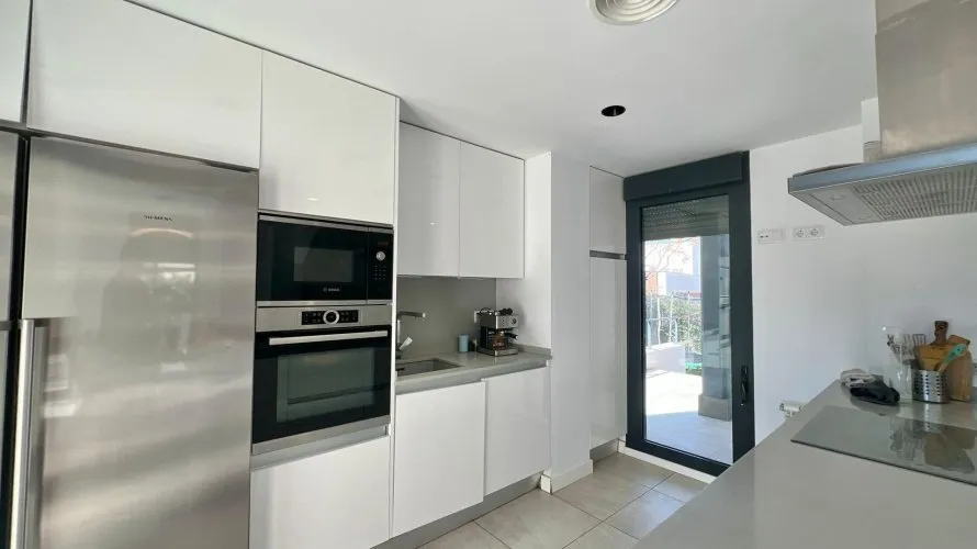 Villa de 3 chambres à Betera, Spain No. 1240 № 18