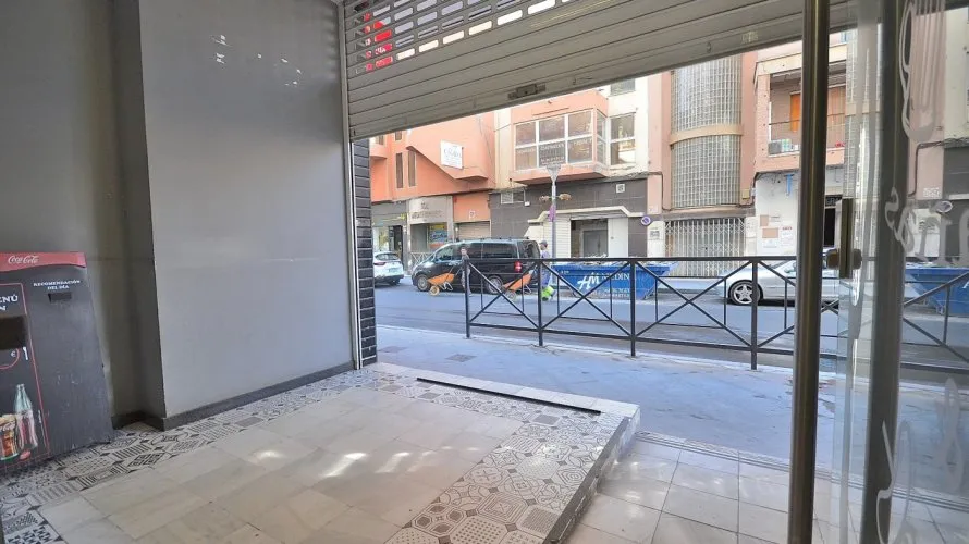Commercial property de 200m² à Torrevieja, Spain No. 1409 № 10