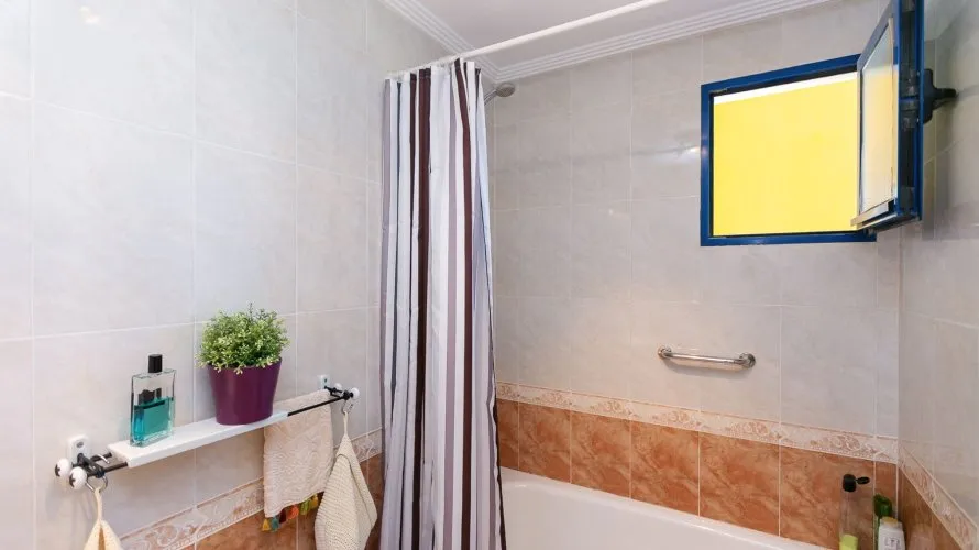 Apartment de 65m² à Dehesa De Campoamor, Spain No. 948 № 2