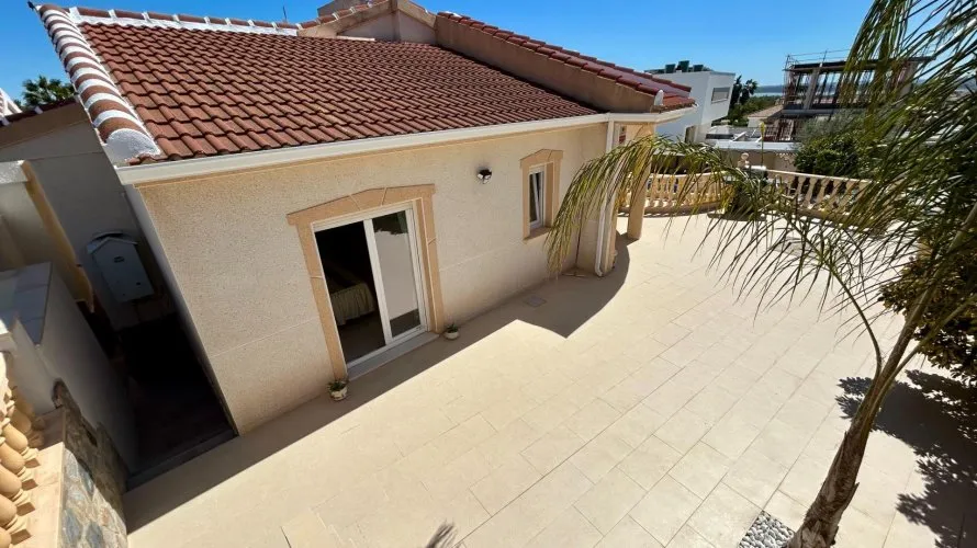 Villa de 5 chambres à Ciudad Quesada, Spain No. 1139 № 20