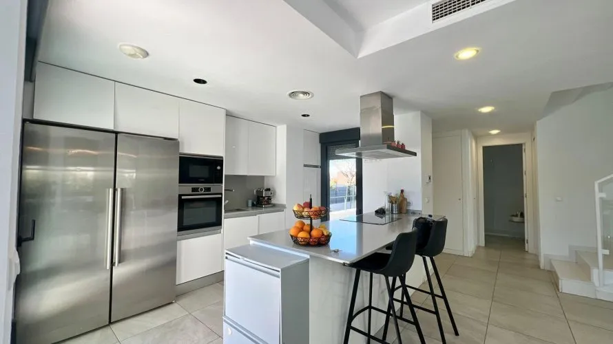 Villa de 3 chambres à Betera, Spain No. 1240 № 22