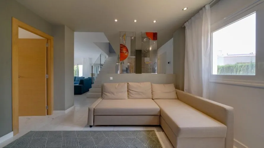 Villa de 4 chambres à Albir, Spain No. 561 № 7