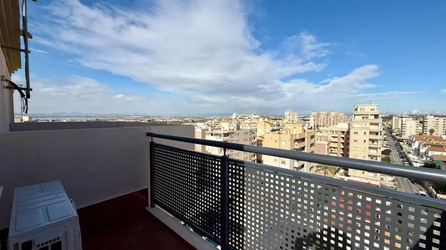Penthouse de 1 chambre à Nueva Torrevieja, Spain No. 2813 № 28