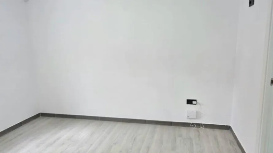 Apartment de 2 chambres à Mieres, Spain No. 2905 № 8