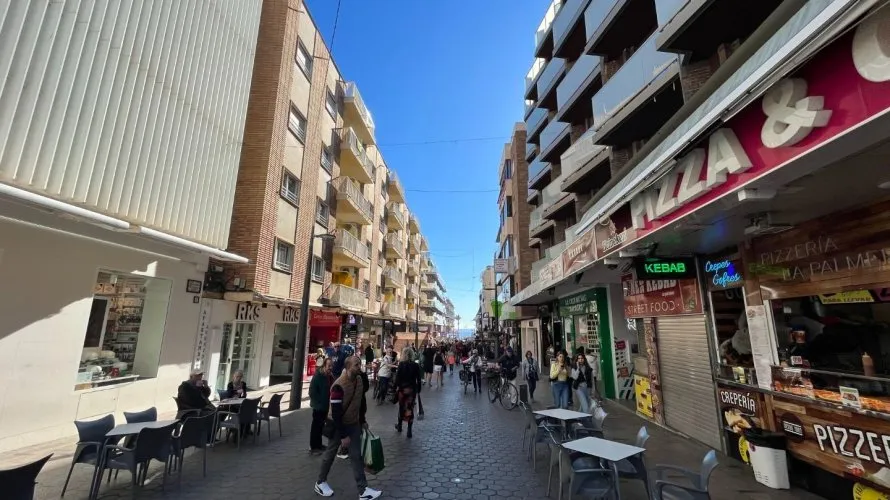 Commercial property de 347m² à Benidorm, Spain No. 536 № 21