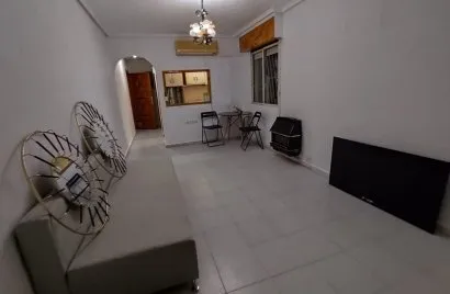 Apartment de 1 chambre à Torrevieja, Spain No. 2854