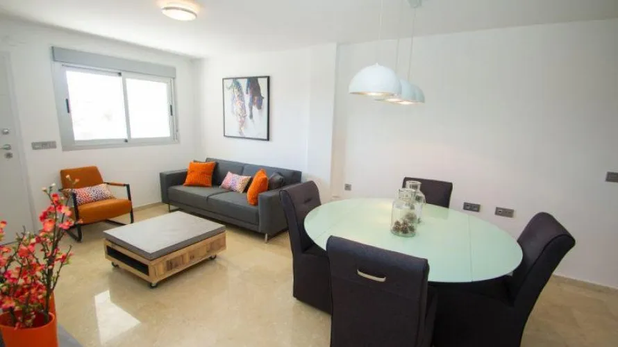 Apartment de 2 chambres à Campoamor, Spain No. 282 № 1