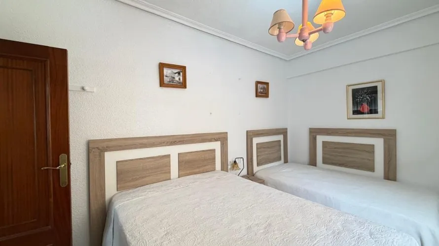 Apartment de 3 chambres à Torrevieja, Spain No. 2968 № 1