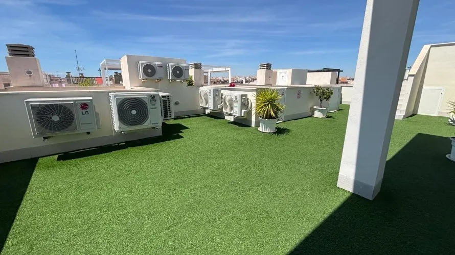 Apartment de 2 chambres à Torrevieja, Spain No. 1205 № 1