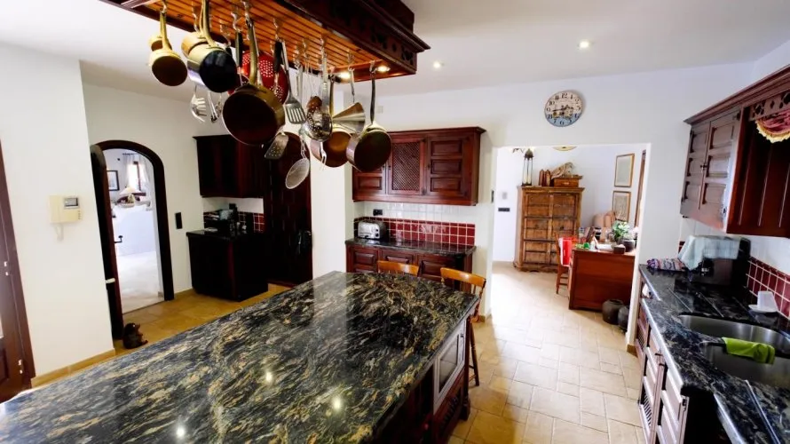 Villa de 4 chambres à Fustera, Spain No. 301 № 10