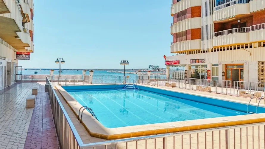 Apartment de 100m² à Torrevieja, Spain No. 1113 № 2