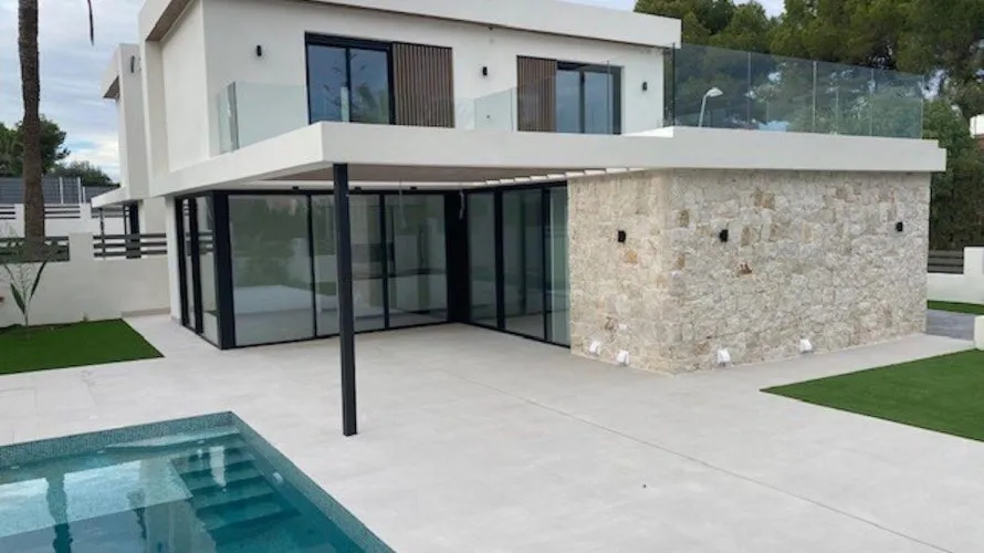 Villa de 3 chambres à Alicante, Spain No. 555 № 4