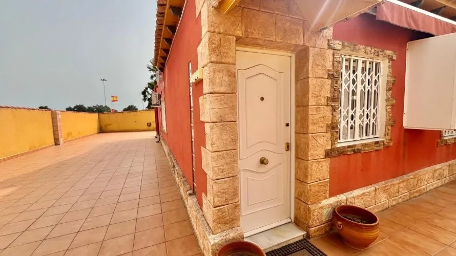 Apartment de 2 chambres à Torrevieja, Spain No. 1114 № 4