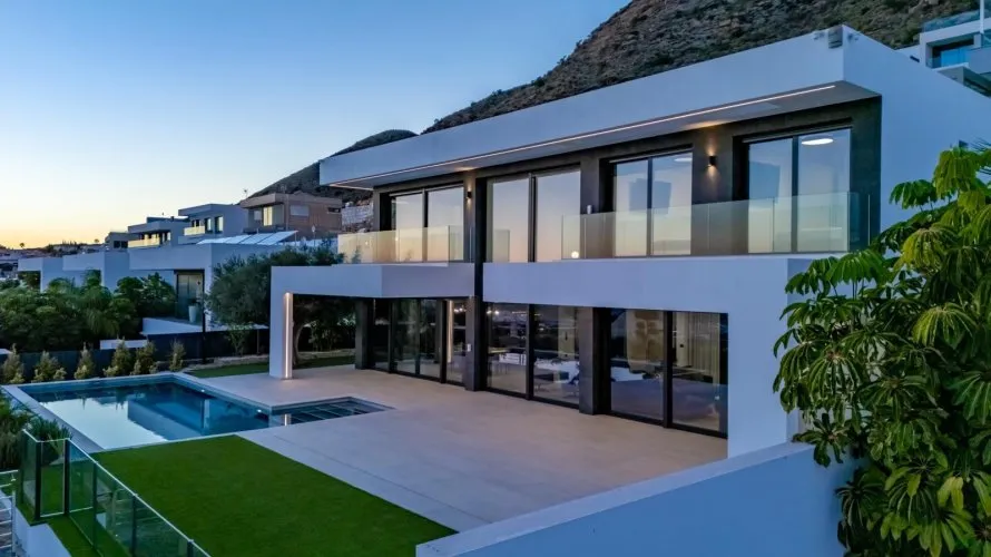 Villa de 7 chambres à Finestrat, Spain No. 736 № 28