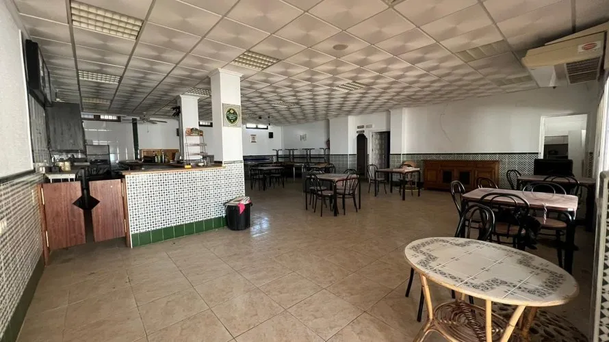 Commercial property de 300m² à Torrevieja, Spain No. 2714 № 8