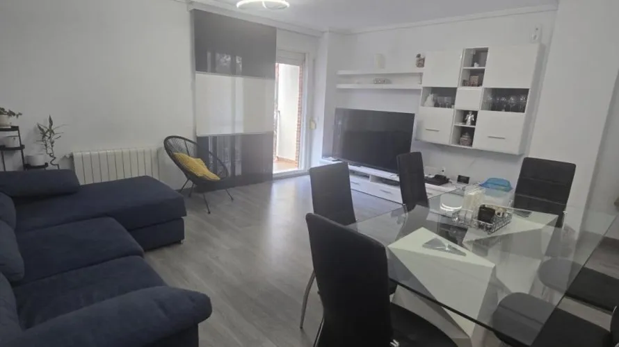 Apartment de 4 chambres à Paterna, Spain No. 1521 № 1