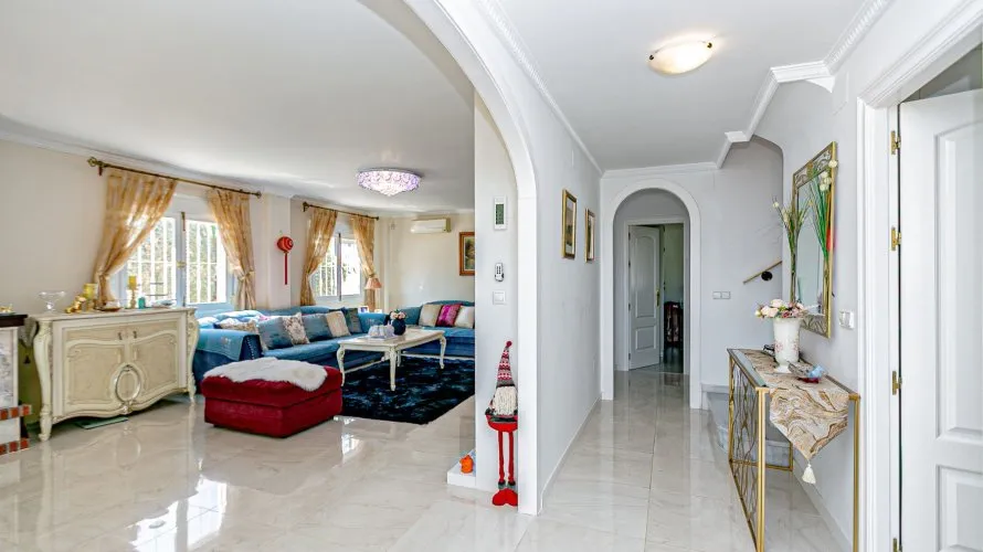 Villa de 185m² à Castilblanco de los Arroyos, Spain No. 1233 № 23