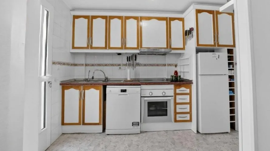 House de 2 chambres à Torrevieja, Spain No. 926 № 17