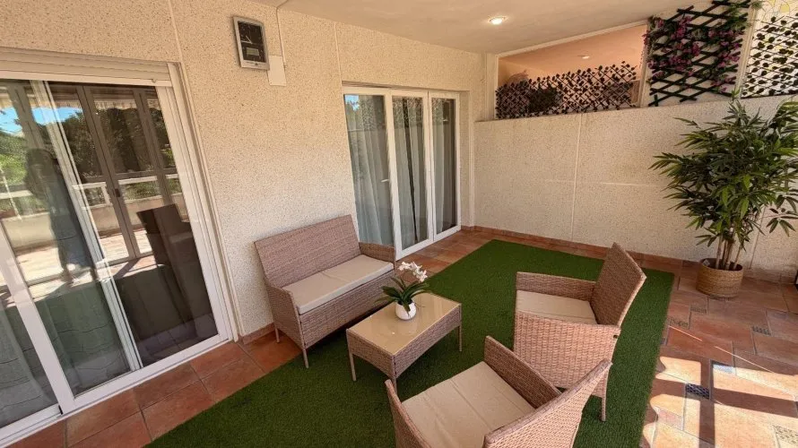 Apartment de 2 chambres à Alicante, Spain No. 911 № 5