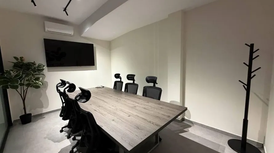 Office de 360m² à Valencia, Spain No. 1063 № 7