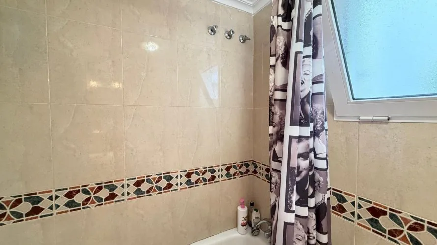 Apartment de 2 chambres à Torrevieja, Spain No. 2828 № 18
