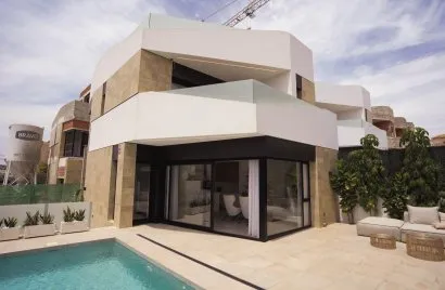 Villa de 3 chambres à La Florida, Spain No. 580